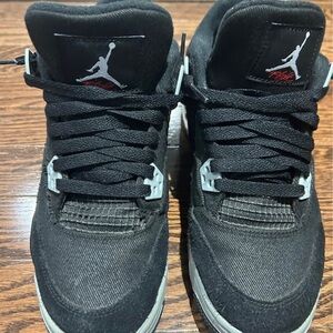 Jordan Sneakers 4 in Black and Gray